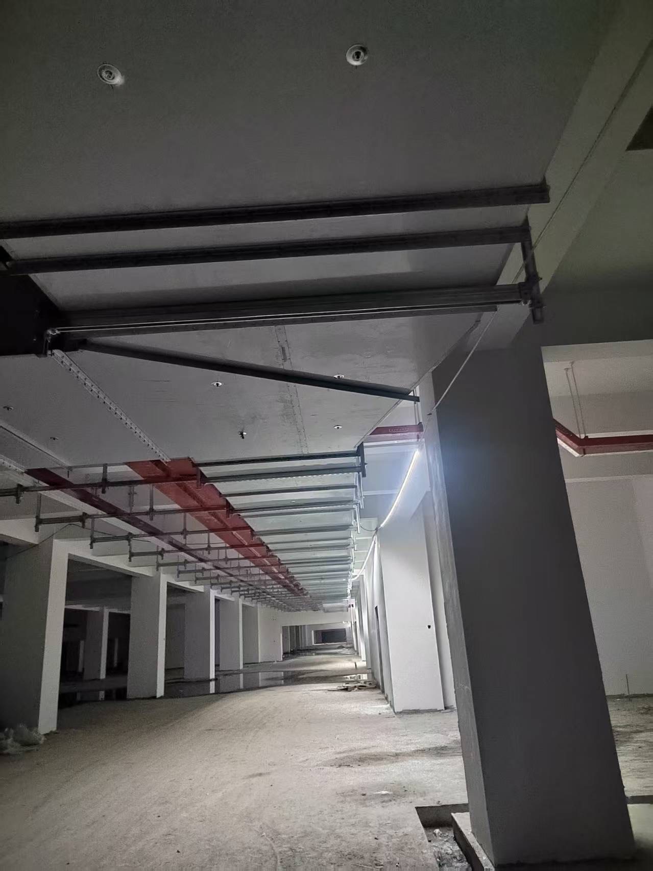 复合排烟风管抗震支吊架体系